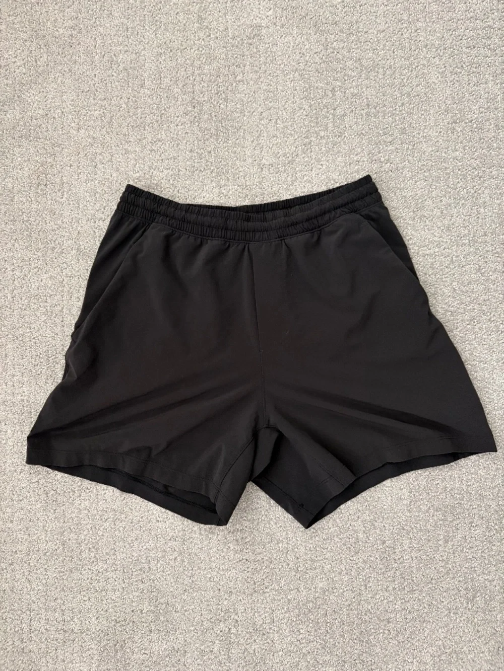 Lululemon Linerless Pace Breaker 5” Medium